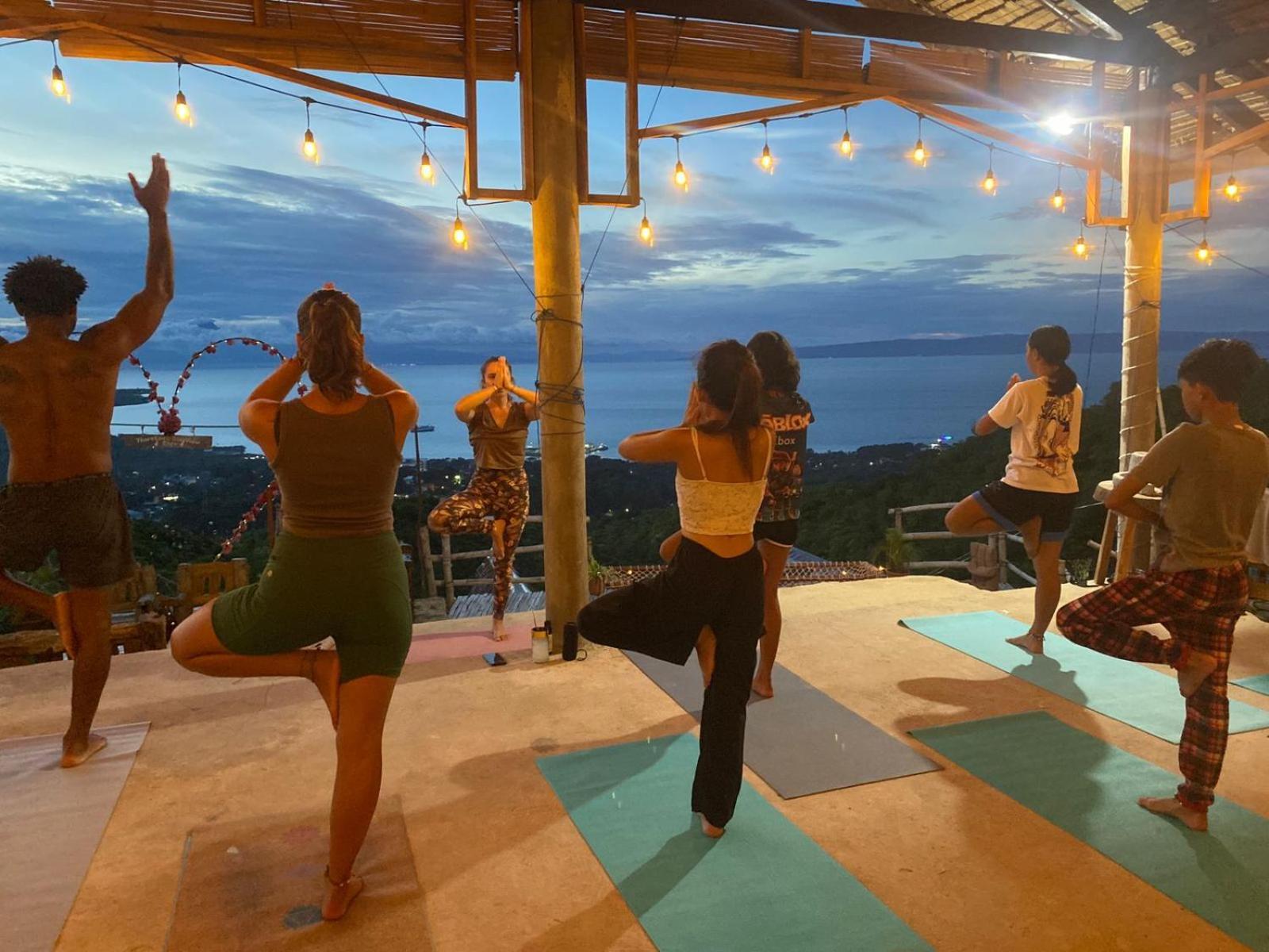 Thornton'S Sea View Cafe & Guesthouse Siquijor Exterior foto