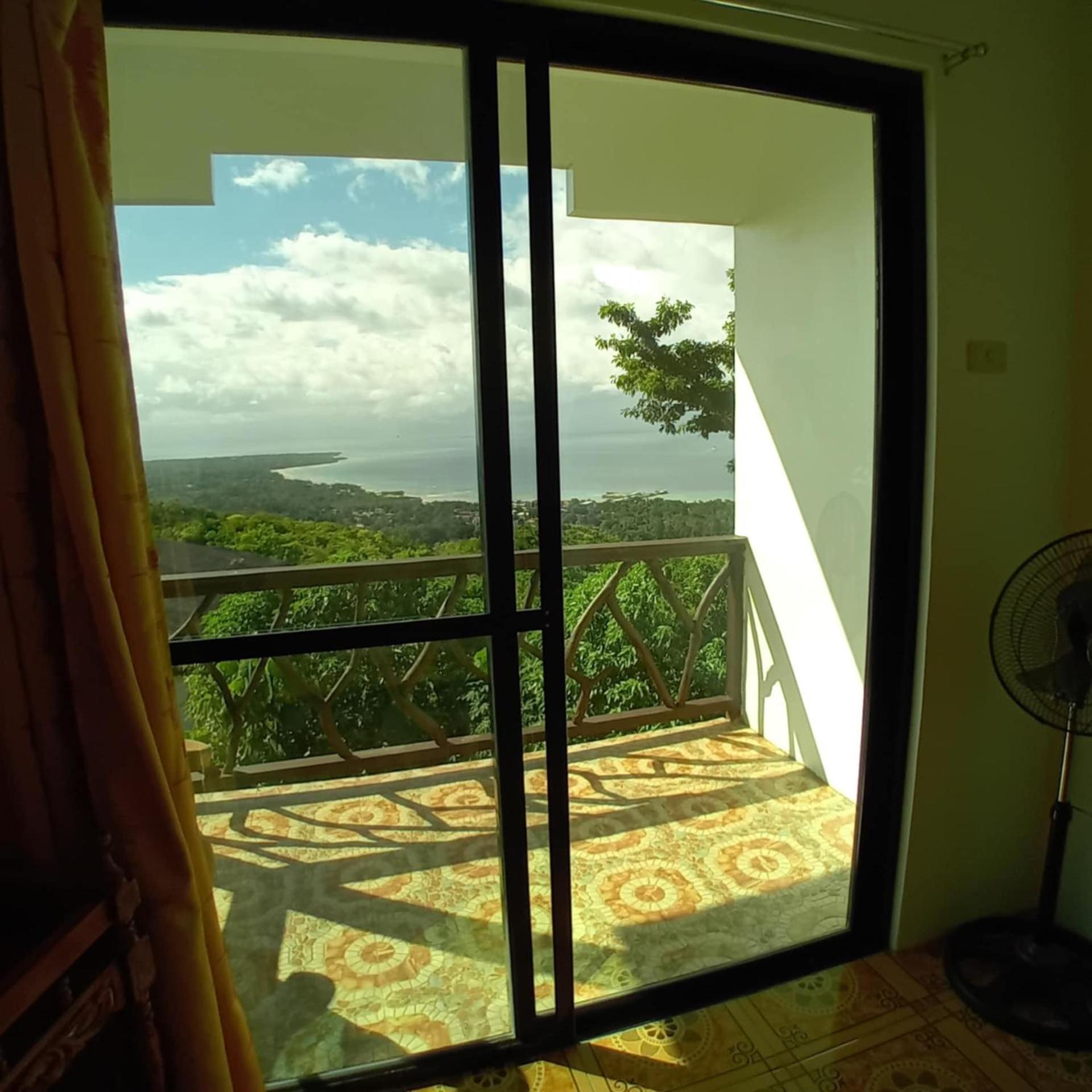 Thornton'S Sea View Cafe & Guesthouse Siquijor Exterior foto